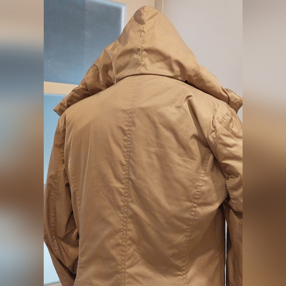 Tahari Women's Tan Puffer Jacket - Picture 12 of 14